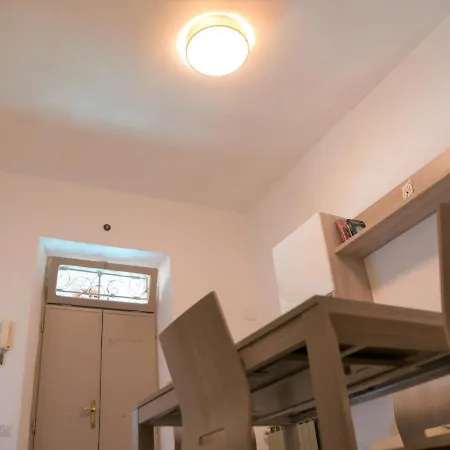 Apartment Velletri-casetta Nel Borghetto- Aria Condizionata In Camera-wifi